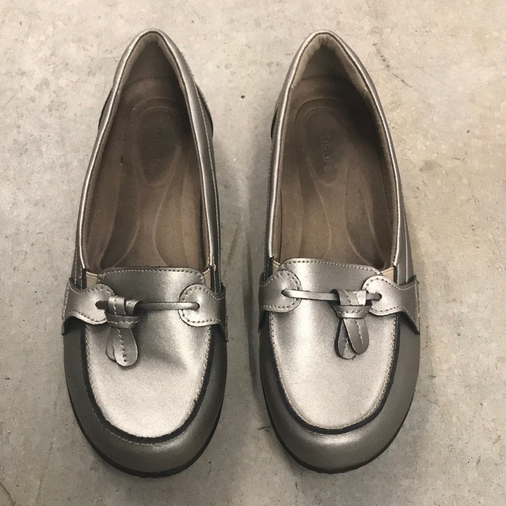 Stylish Women's Silver Loafers